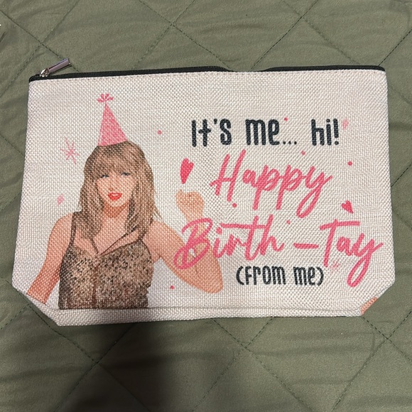 Taylor Swift Bundle- birthday bag, makeup bag, and garden flag - Picture 3 of 3